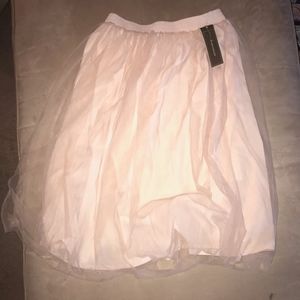 Francesca's pink tulle skirt